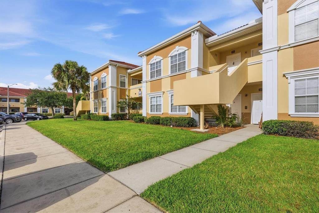 1015 Villagio Circle - Photo 1