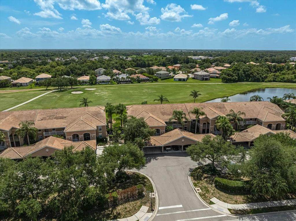 915 Fairwaycove Lane - Photo 1