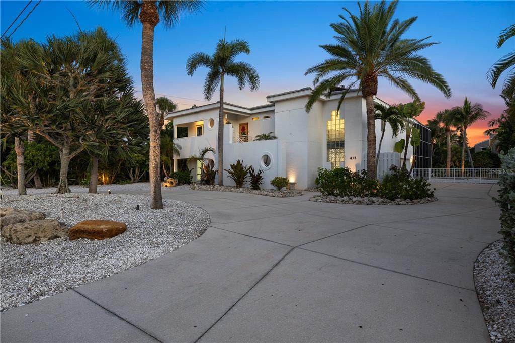 412 Treasure Boat Way - Photo 1