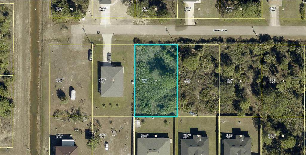 3013 38TH Street - Photo 1