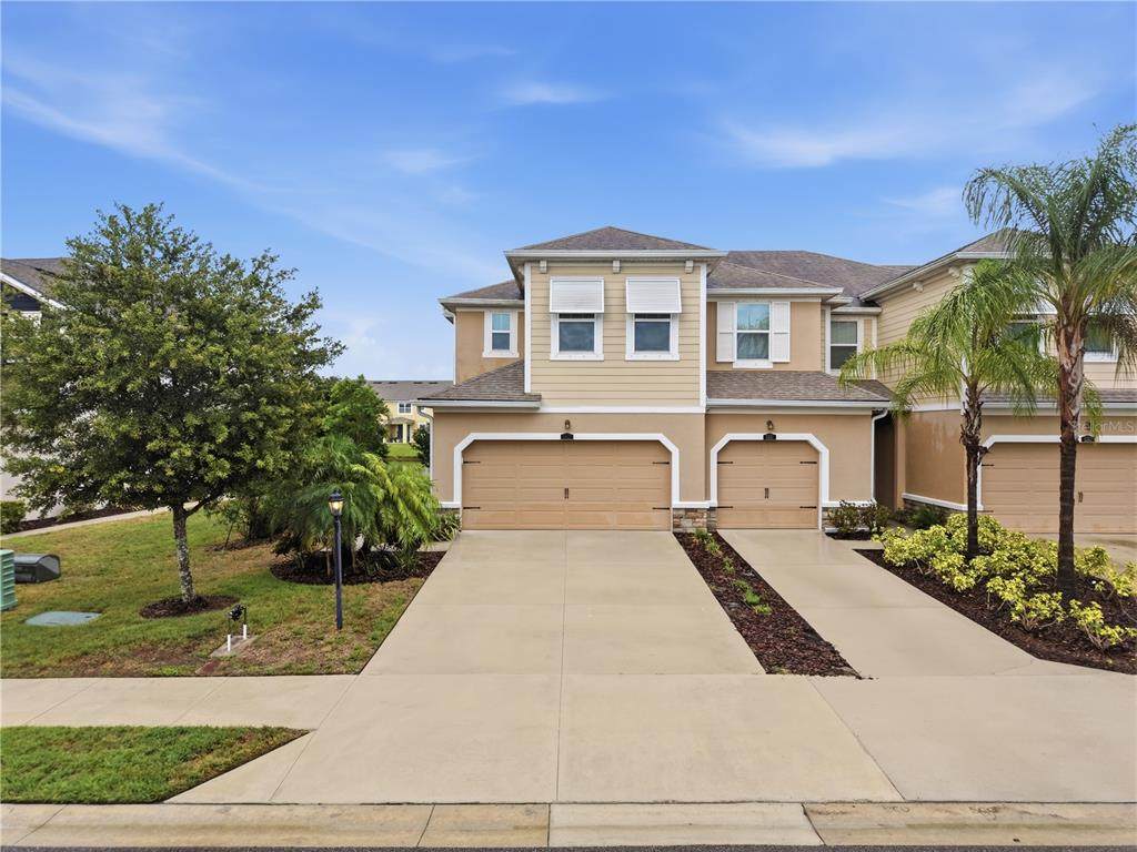 5553 Pleasantview Court - Photo 1