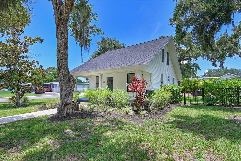 1318 6TH Street - Photo 1