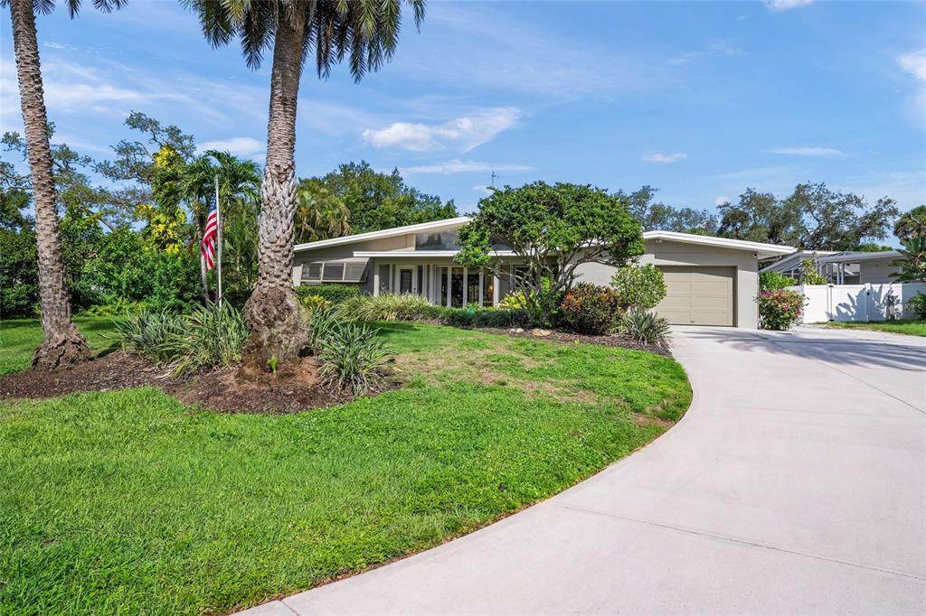 7616 Cove Terrace - Photo 1