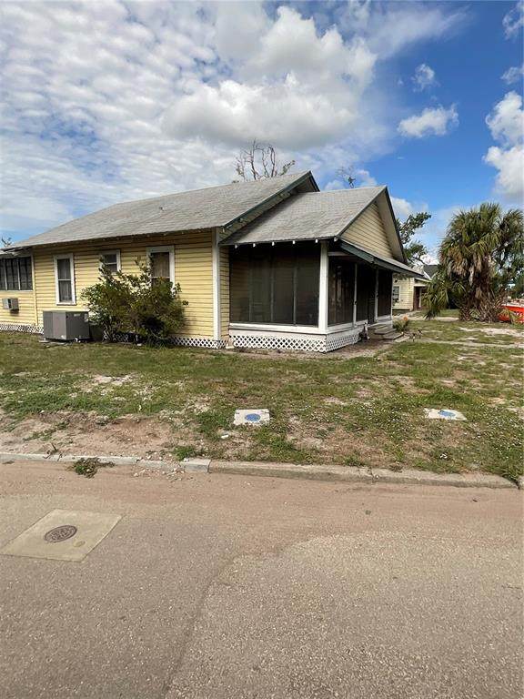 628 Magnolia Street - Photo 1