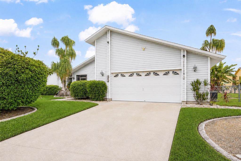 4903 11TH Place - Photo 1