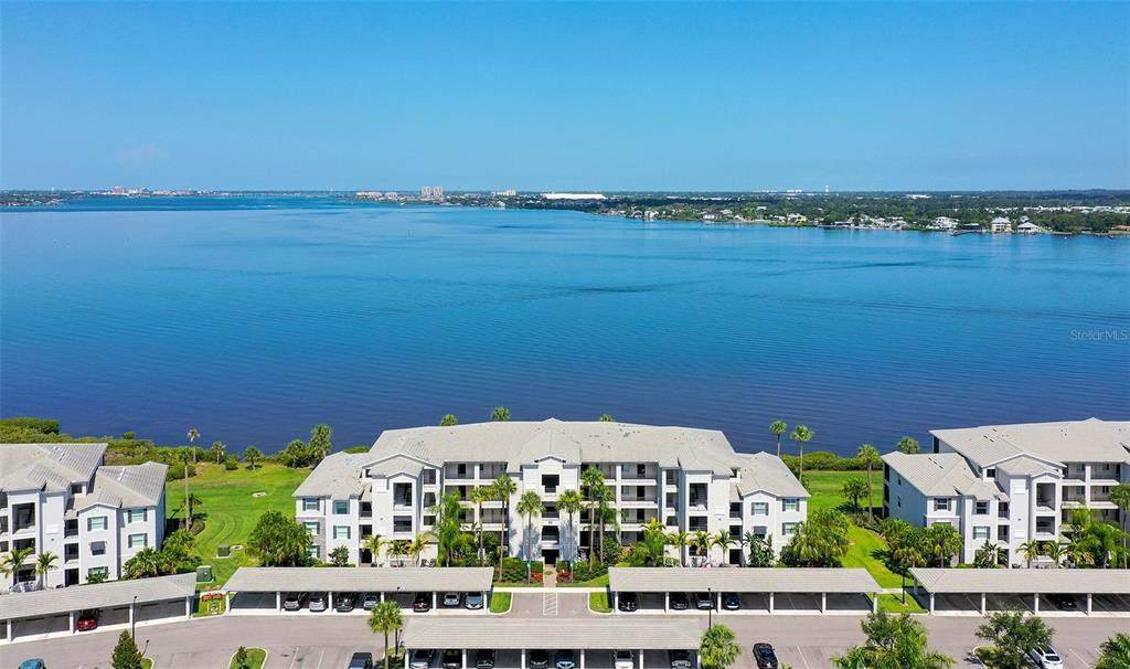 910 Tidewater Shores Loop - Photo 1