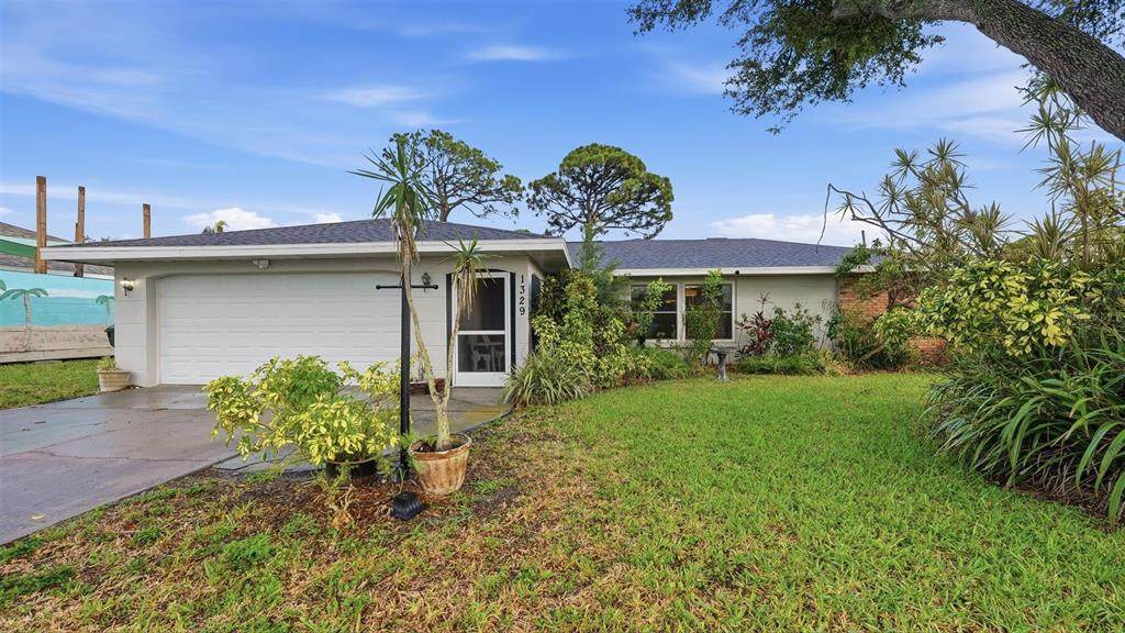 1329 Nantucket Road - Photo 1
