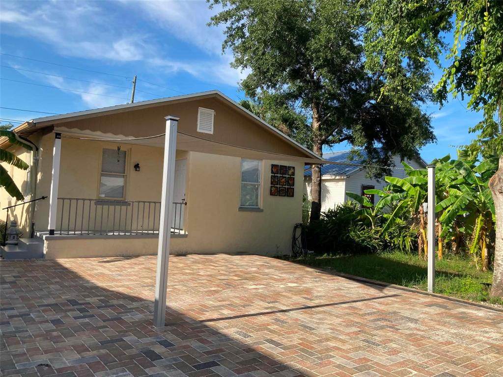 31 Oakwood Street - Photo 1