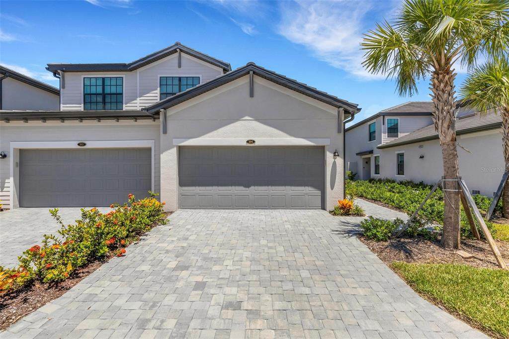 5624 Summit Pointe Circle - Photo 1