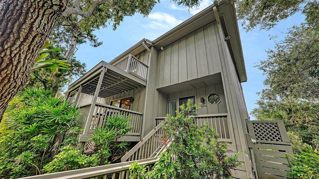 1372 Landings Point - Photo 1