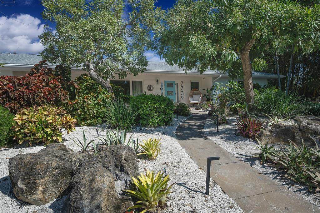 7739 Westmoreland Drive - Photo 1
