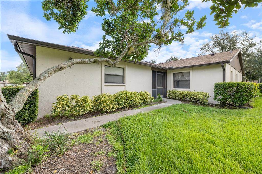 462 Oak Hill Circle - Photo 1