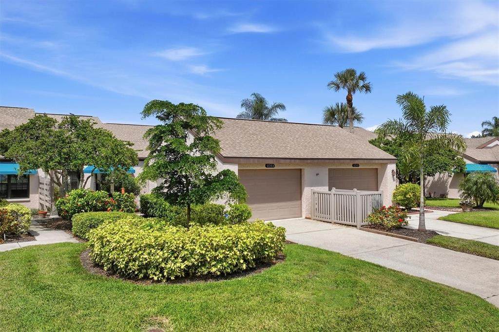 6089 Clubside Drive - Photo 1