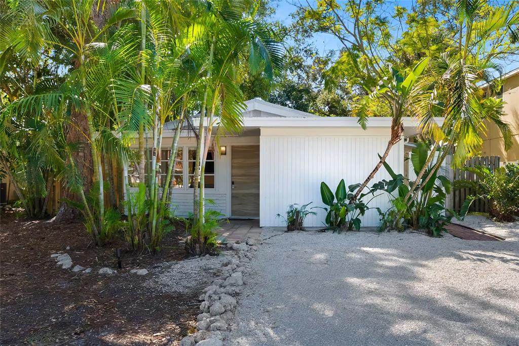 2142 Waldemere Street - Photo 1
