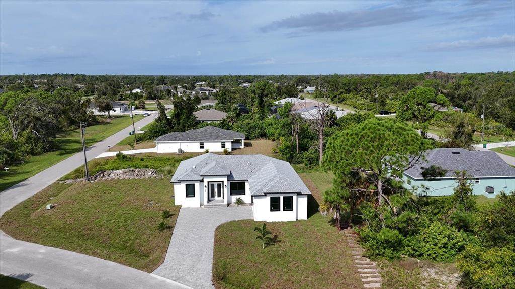 200 Redwood Road - Photo 1