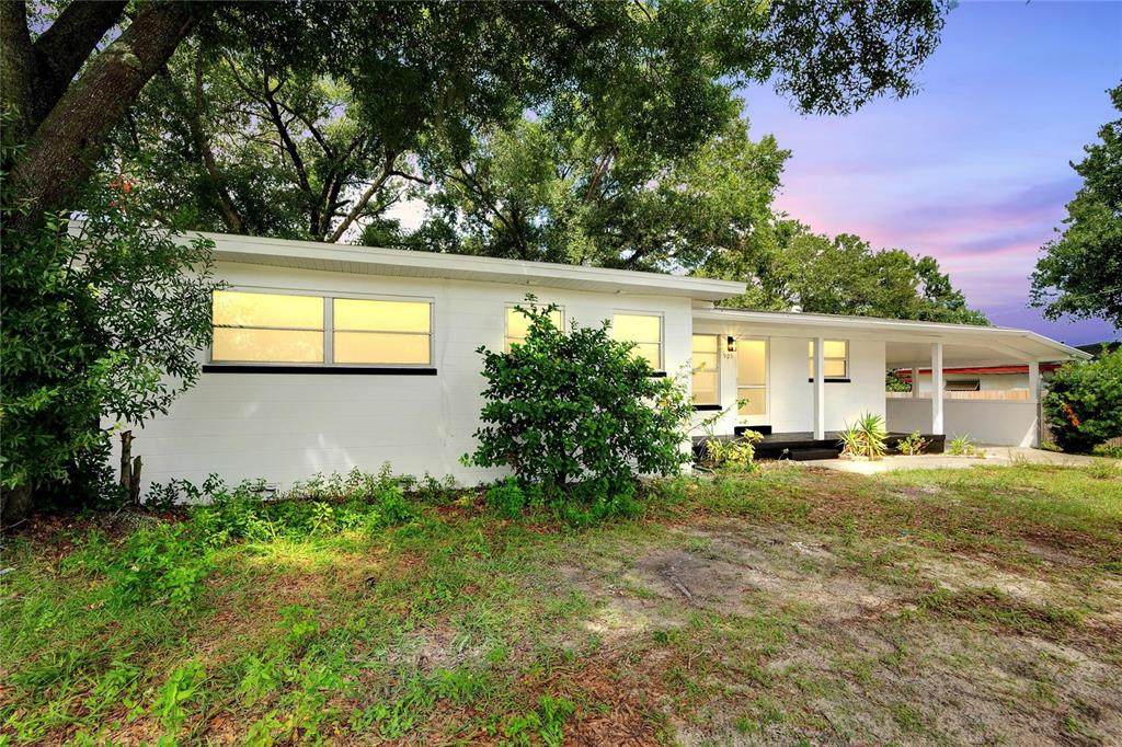 905 14TH Street - Photo 1