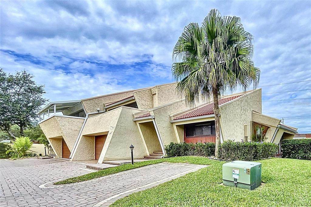 2 Casarena Court - Photo 1