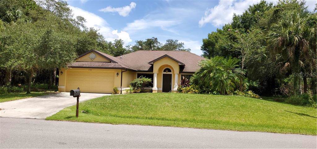 1172 Apache Drive - Photo 1