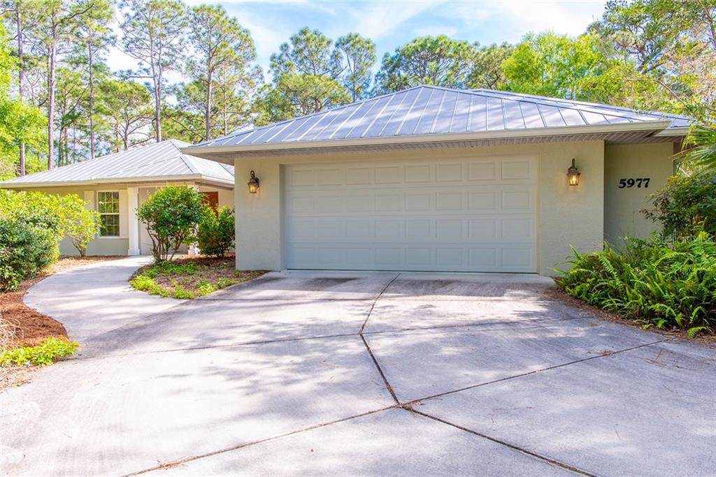 5977 Estates Drive - Photo 1