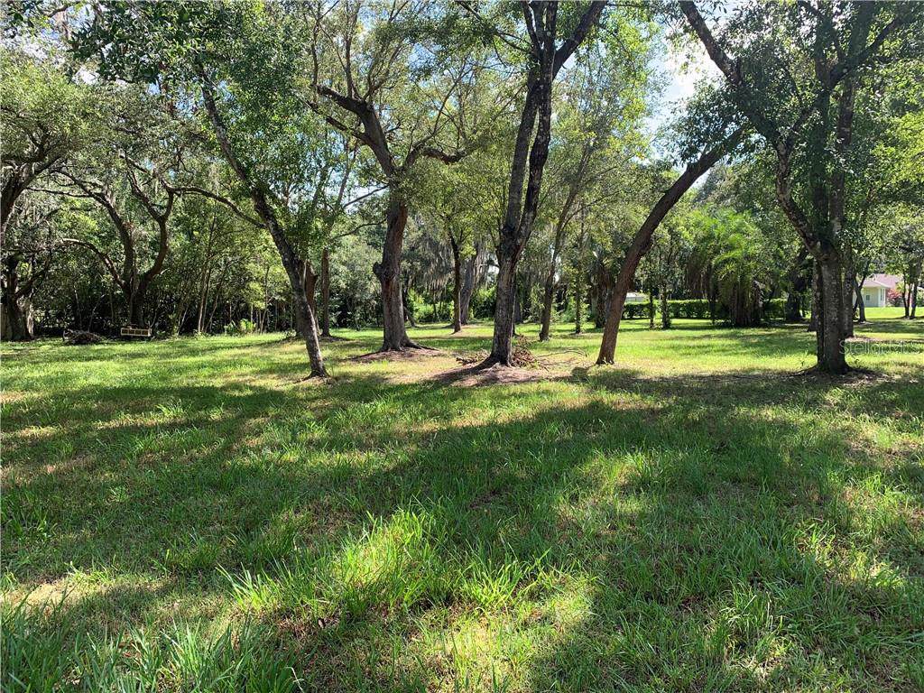 1961 Voss Oaks Circle - Photo 1