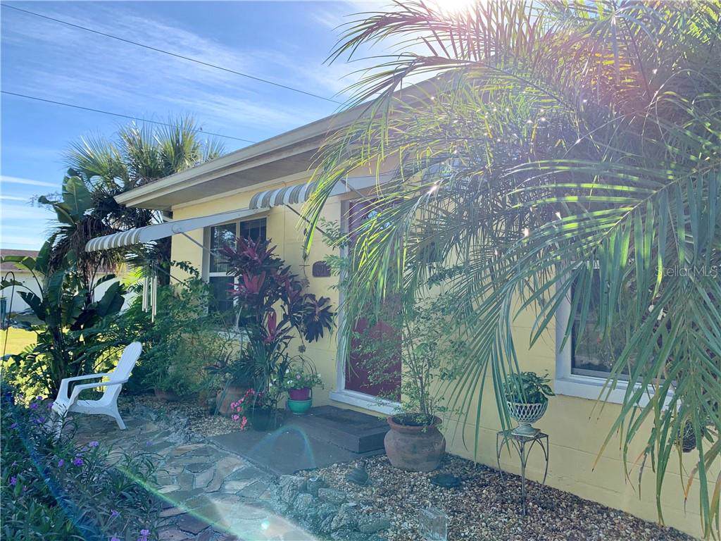 621 Tarpon Way - Photo 1