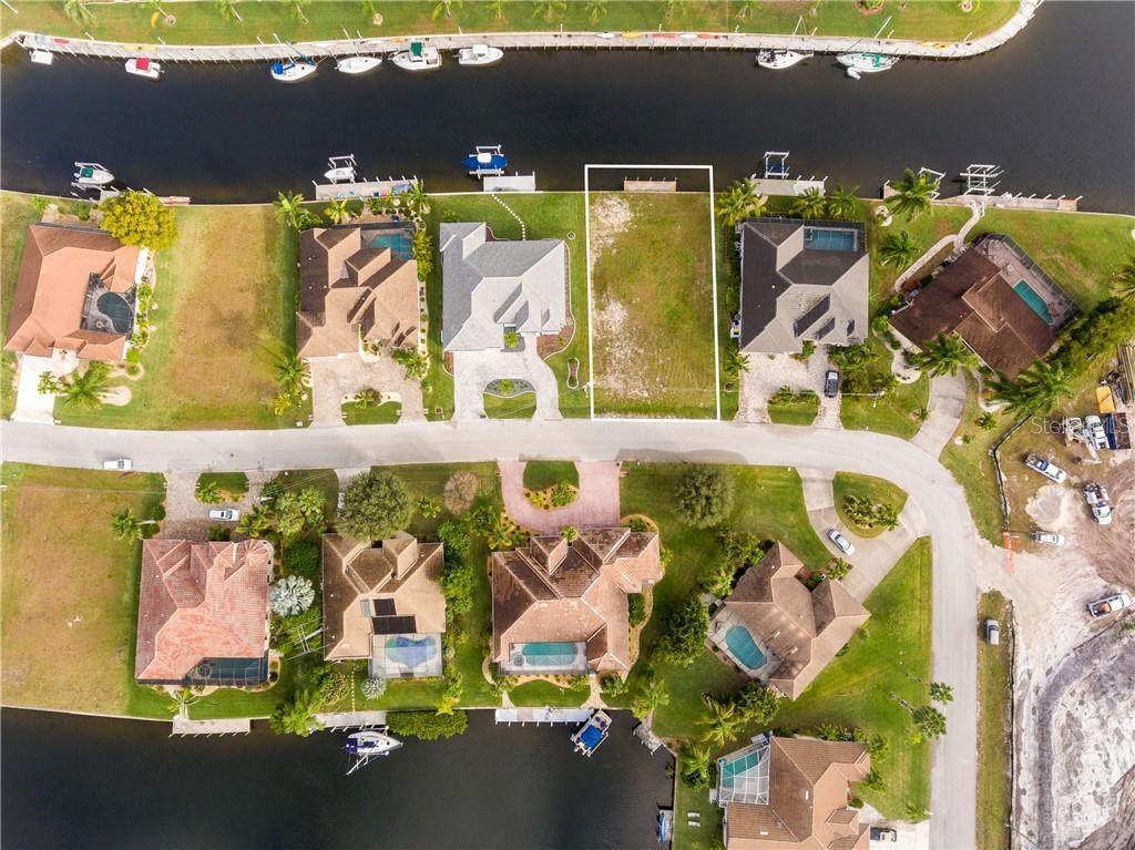 1438 Casey Key Drive - Photo 1