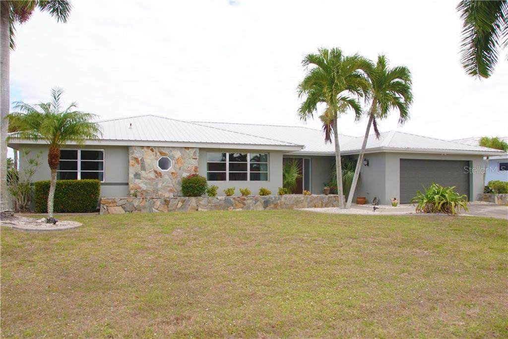460 Capri Isles Court - Photo 1