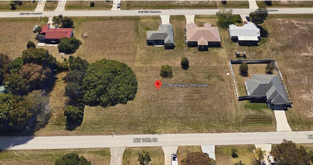 322 10TH Street - Photo 1
