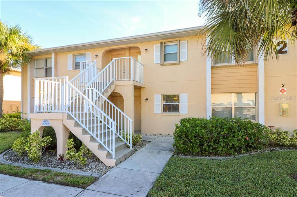25050 Sandhill Boulevard - Photo 1