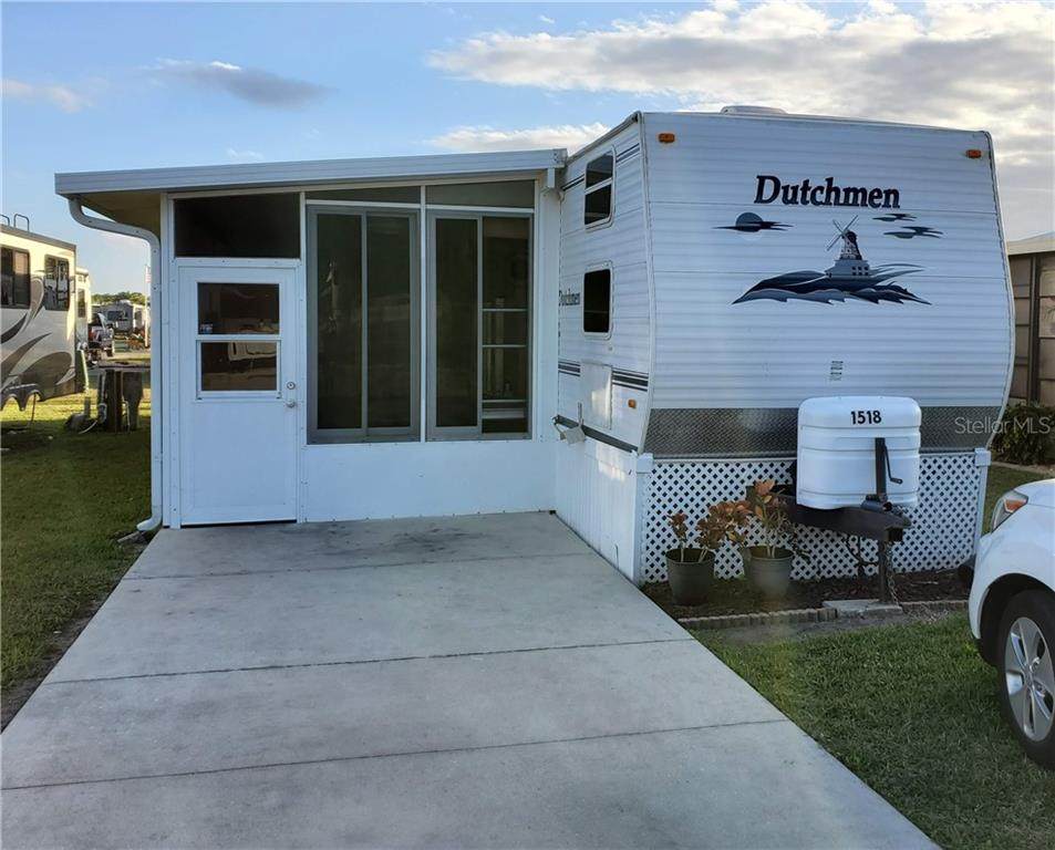 1518 Manatee Loop - Photo 1