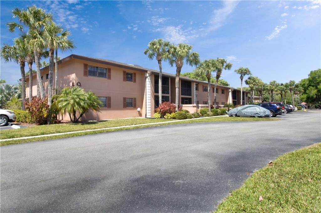 1515 Forrest Nelson Boulevard - Photo 1