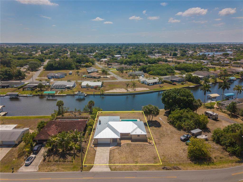 381 Tarpon Boulevard - Photo 1