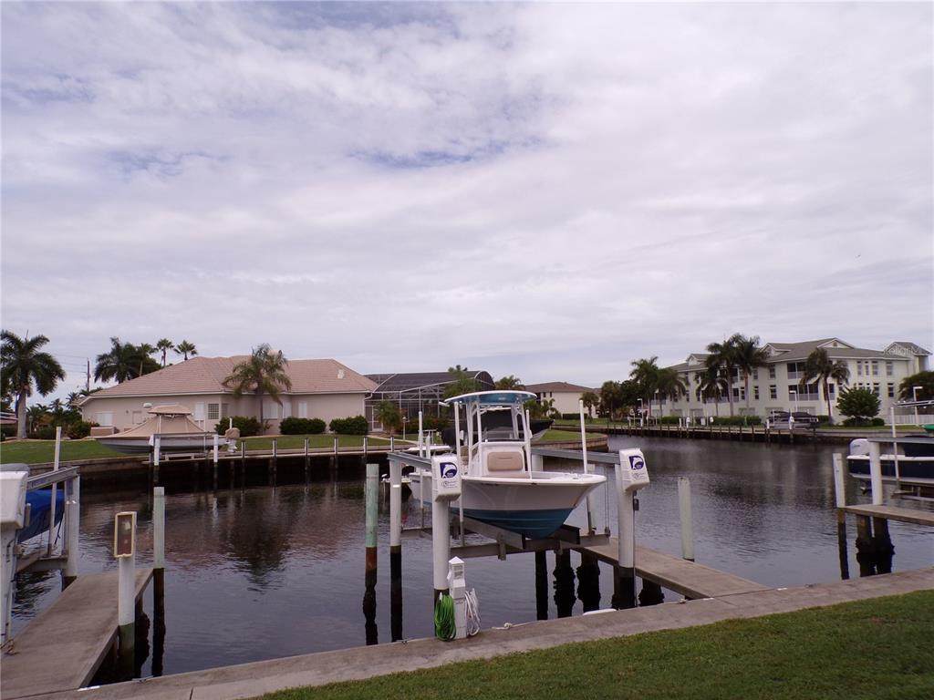 311 Garvin Street - Photo 1