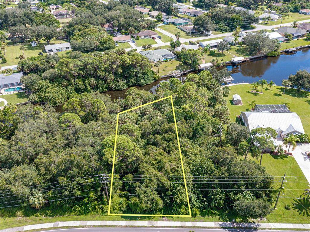 2458 Pellam Boulevard - Photo 1