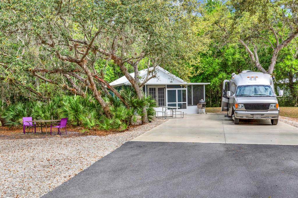 9096 Jamaica Street - Photo 1
