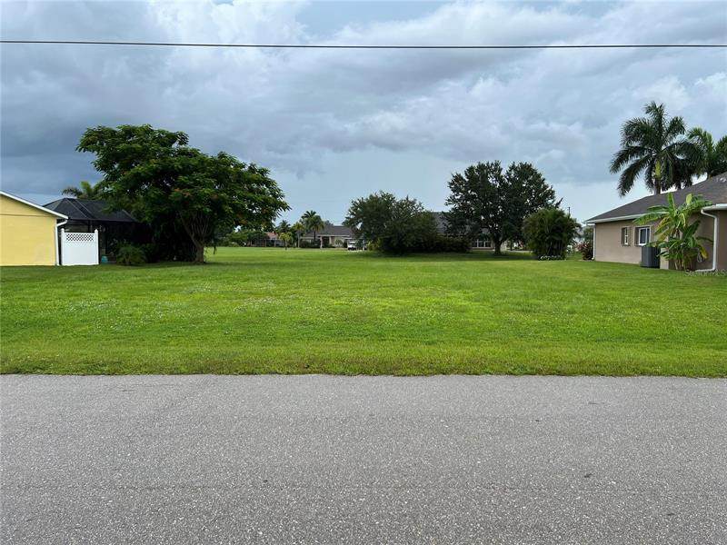 7366 Satsuma Drive - Photo 1