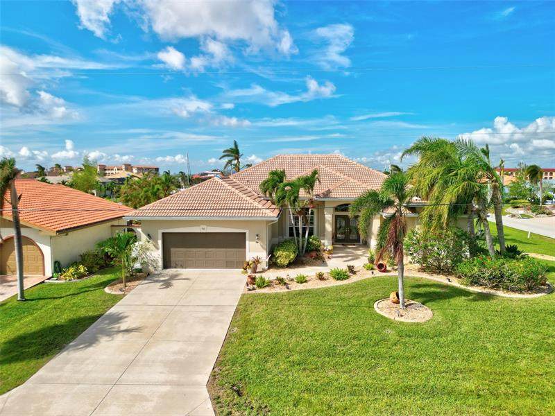 33 Hibiscus Drive - Photo 1