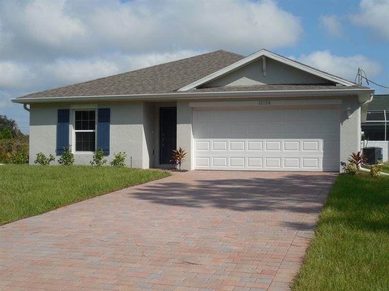 12128 Gordon Avenue - Photo 1
