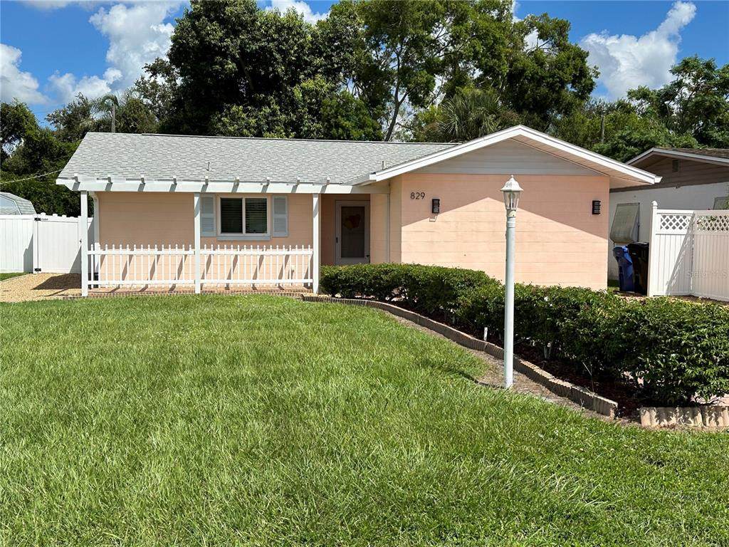 829 Pineland Avenue - Photo 1