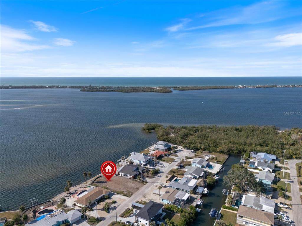 933 Suncrest Lane - Photo 1