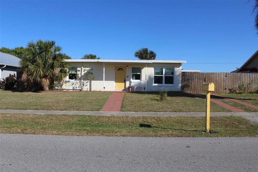 21456 Holdern Avenue - Photo 1