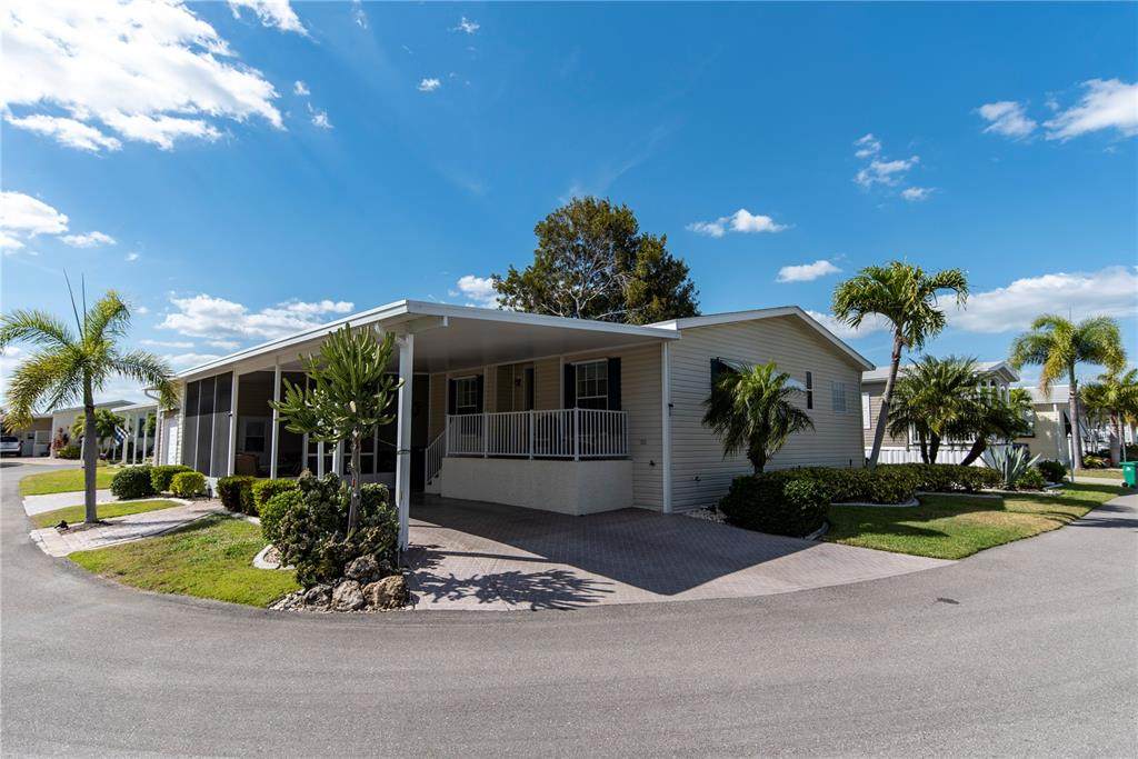 18 Emden Circle - Photo 1