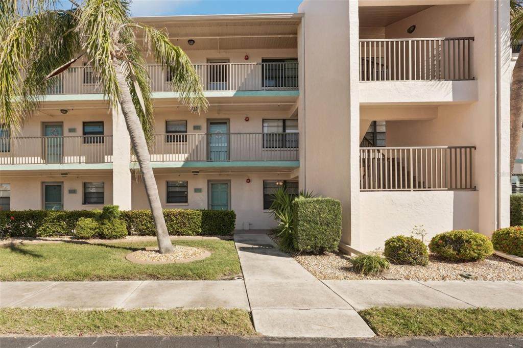 175 Kings Highway - Photo 1
