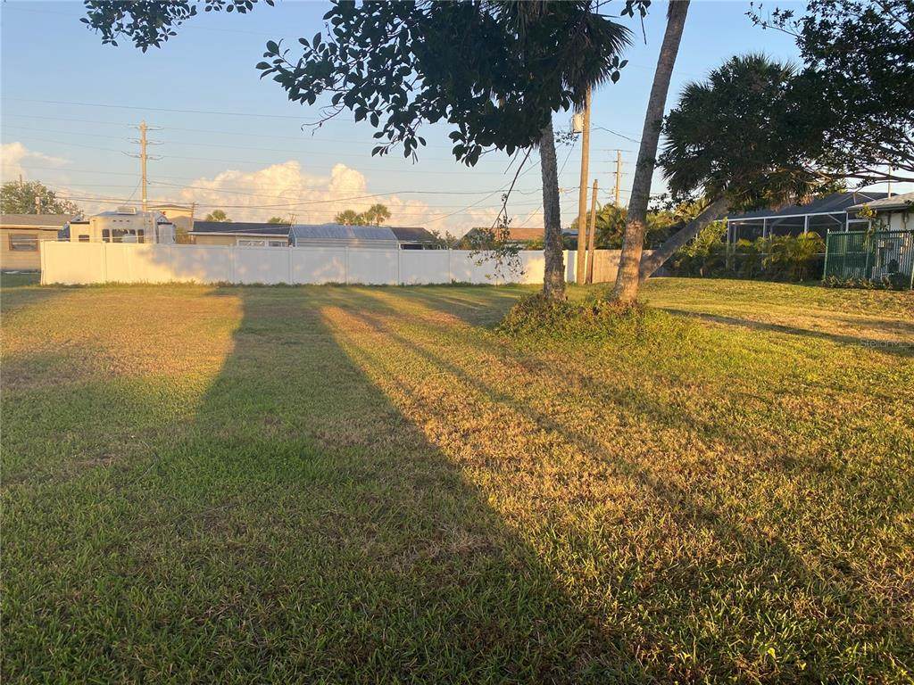 543 Azalea Drive - Photo 1