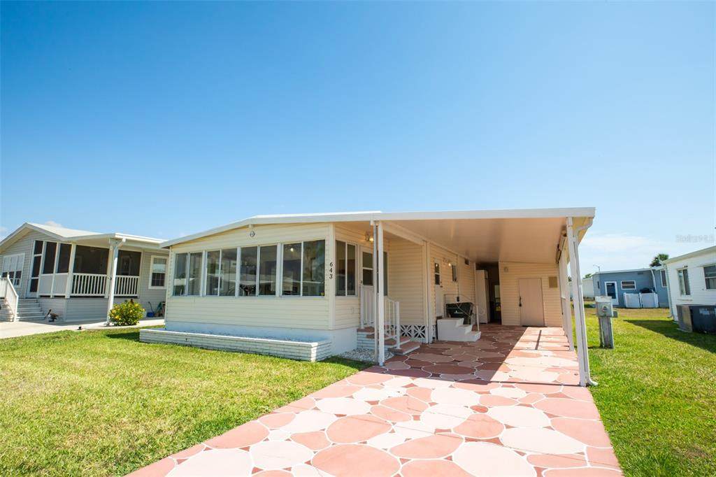 643 Blackburn Boulevard - Photo 1