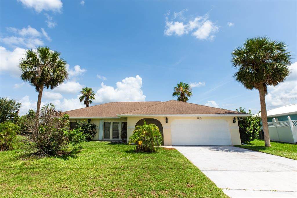 1612 Blue Lake Circle - Photo 1