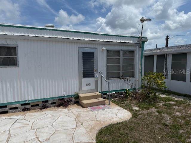 12674 Seminole Boulevard - Photo 1
