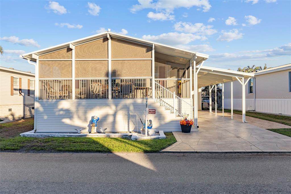 27 Freeman Avenue - Photo 1