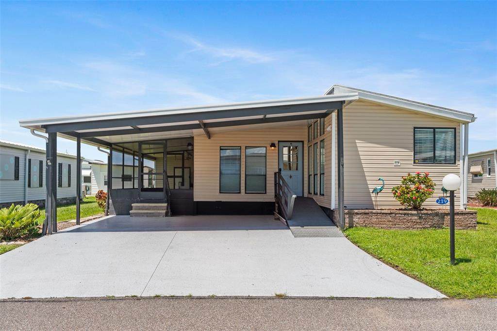 219 Martinique Road - Photo 1