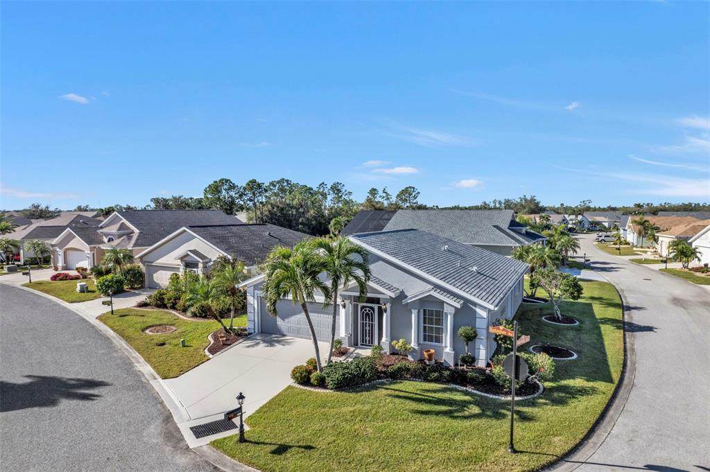24415 Buckingham Way - Photo 1